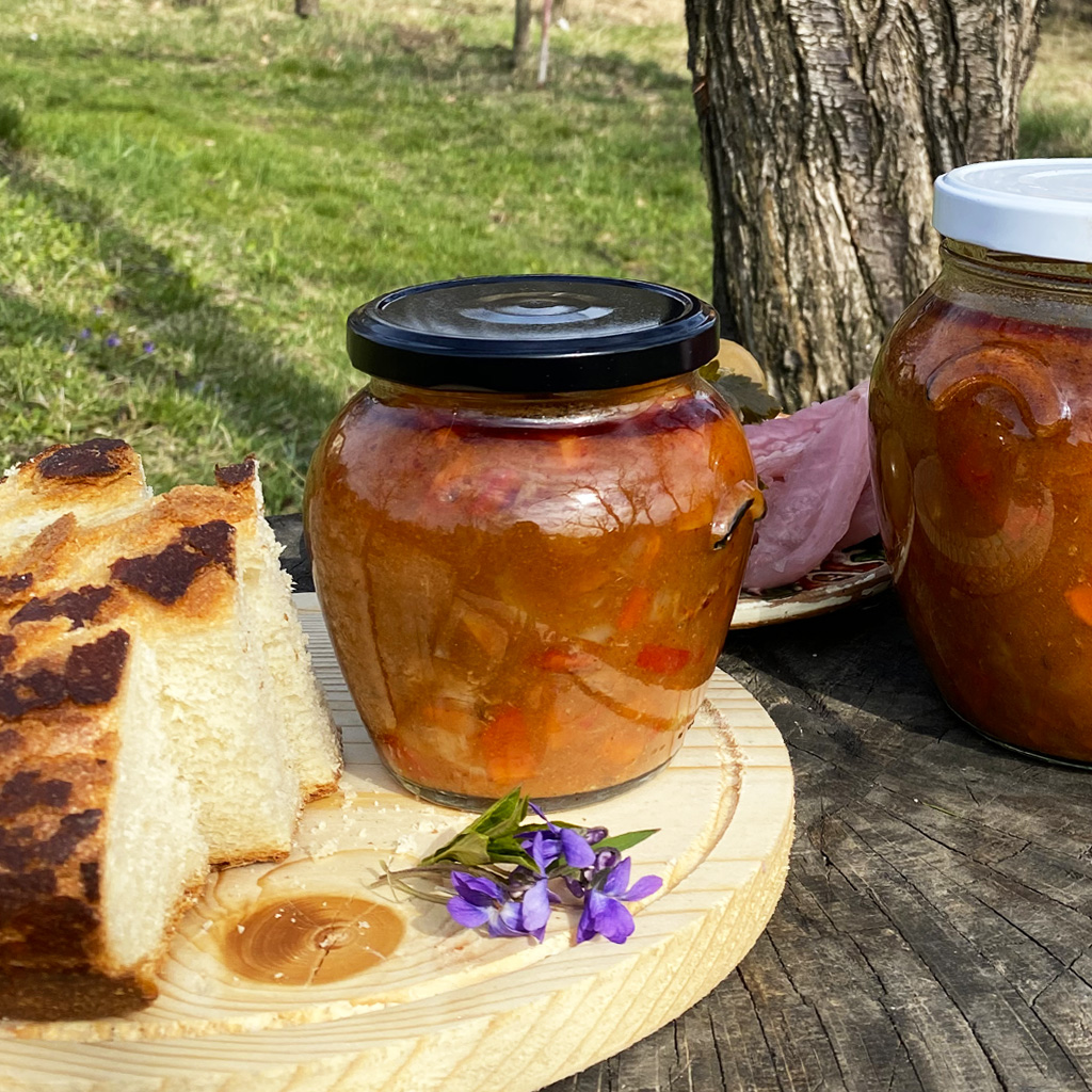Beef goulash in a jar