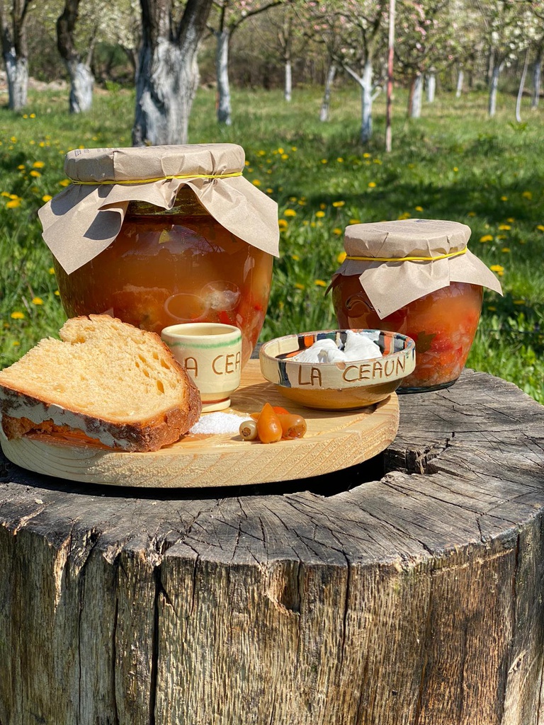 Meatballs sour soup in a jar
